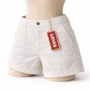 Levi’s White Mid Rise Cotton Shorts NWT Size 10 Summer